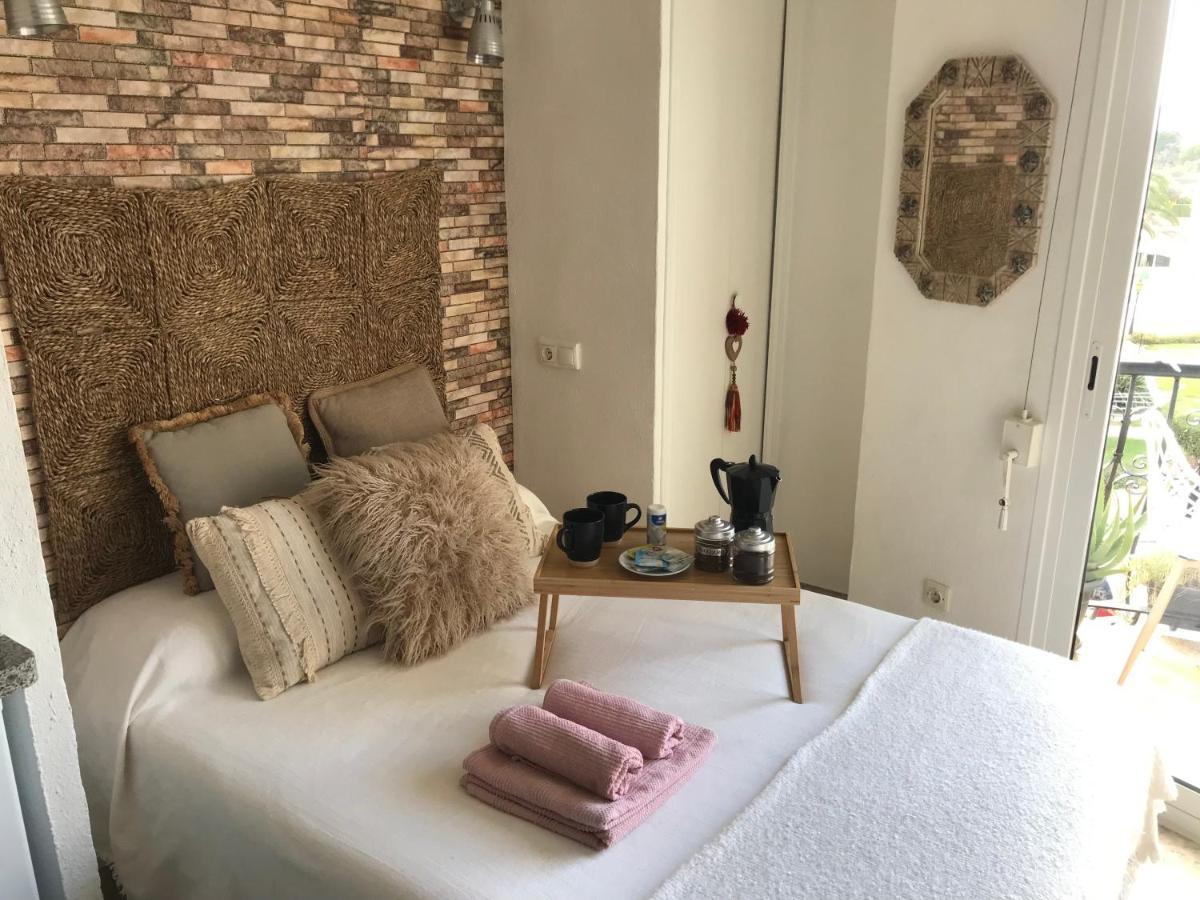 Estudio En Denia Con Piscina Y Wifi Privada, A 100 M Del Mar Dış mekan fotoğraf