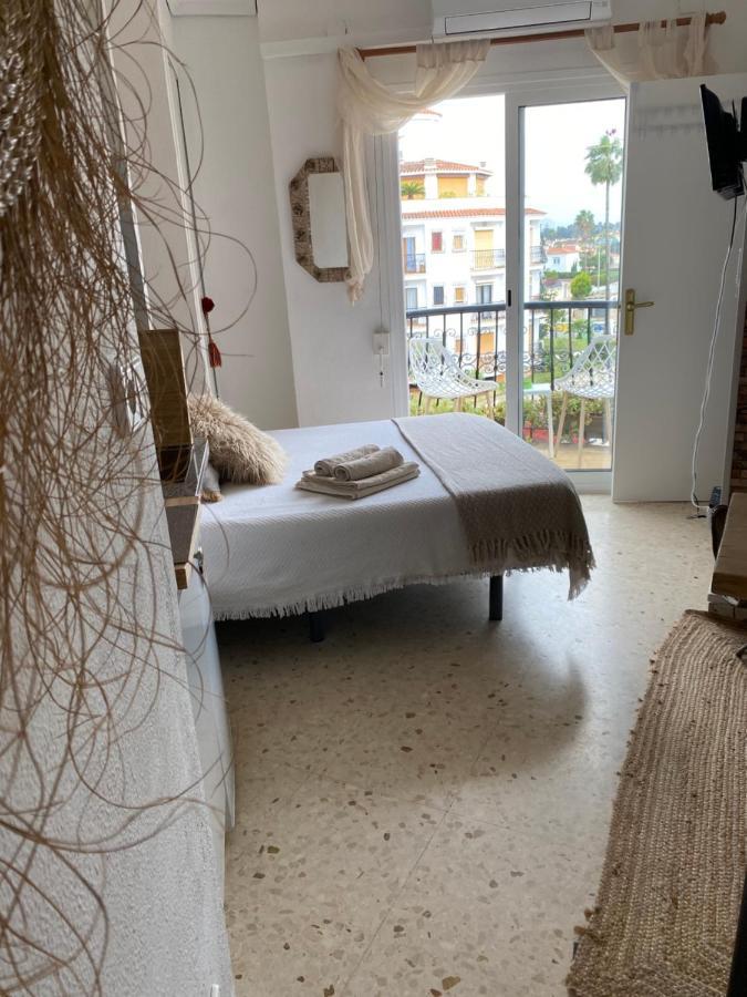 Estudio En Denia Con Piscina Y Wifi Privada, A 100 M Del Mar Dış mekan fotoğraf